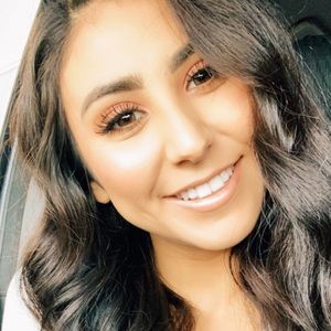 Meet your Posher, Bernadette